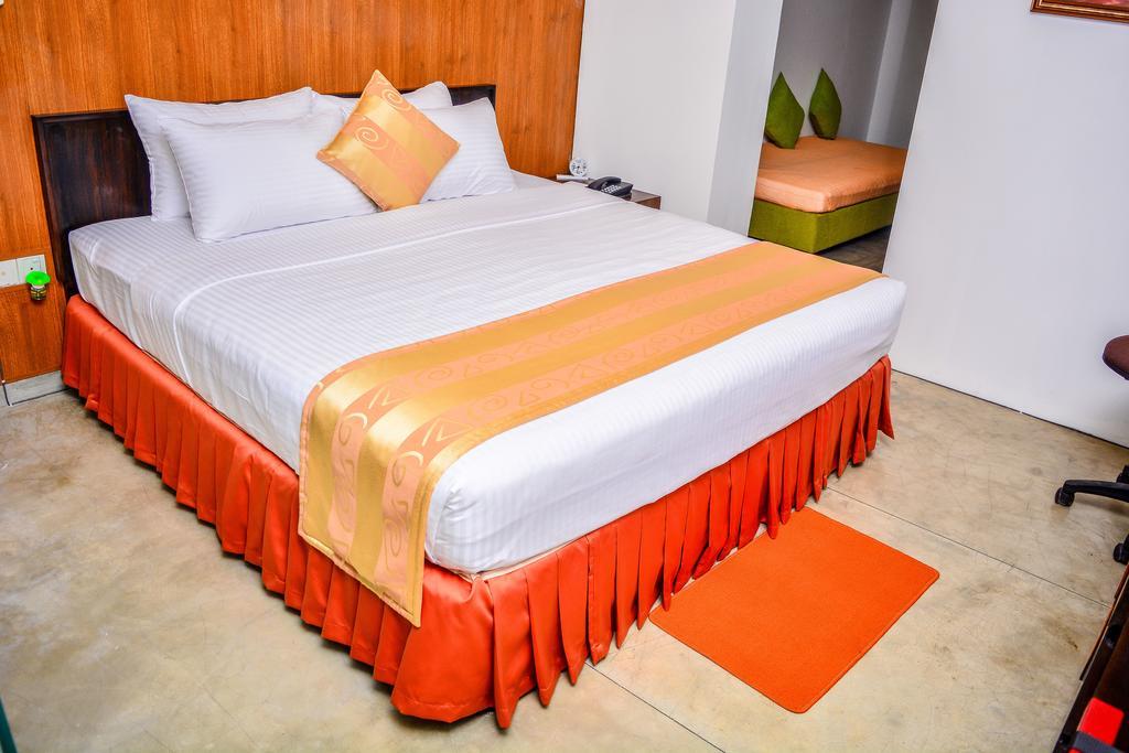 City Breeze By Amaranta Colombo Exterior photo